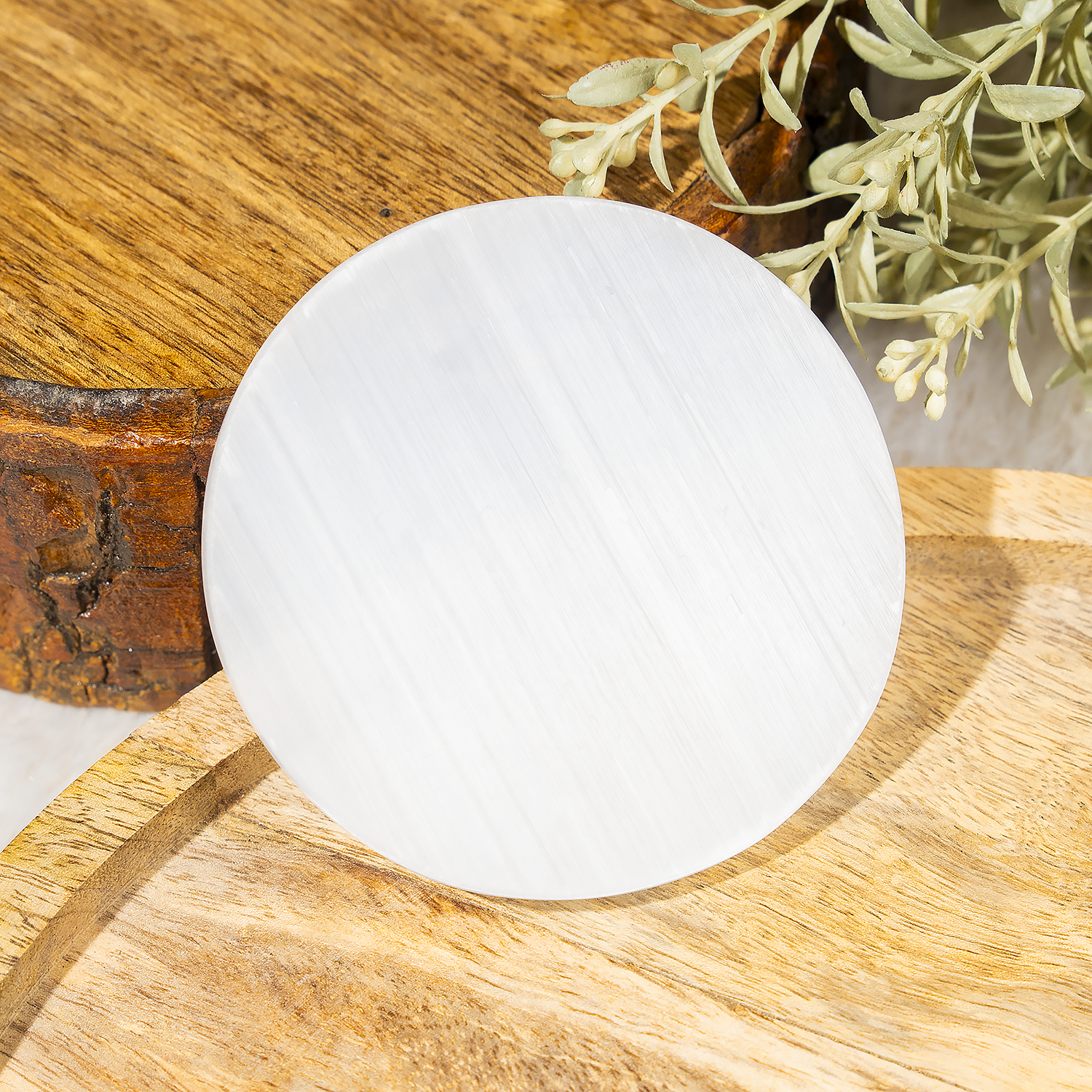Selenite Plain Round Charging Plate.