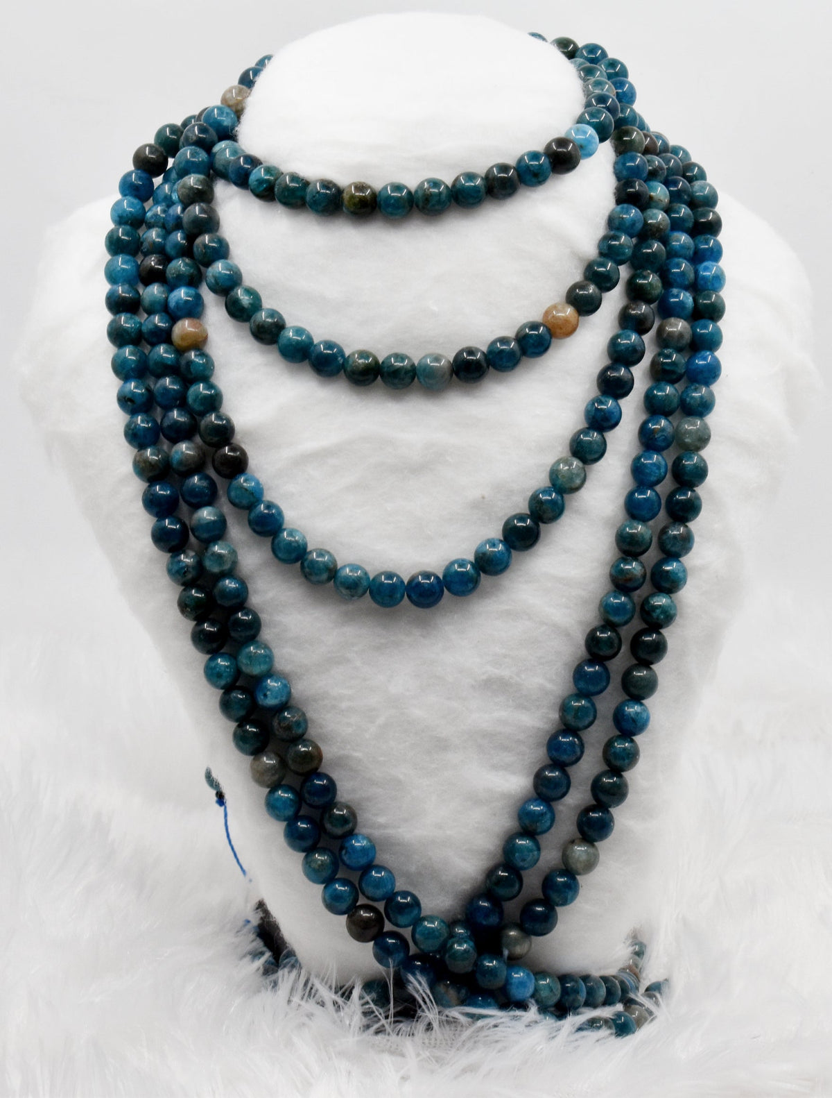 Apatite AAA Grade-black Blue Apatite
