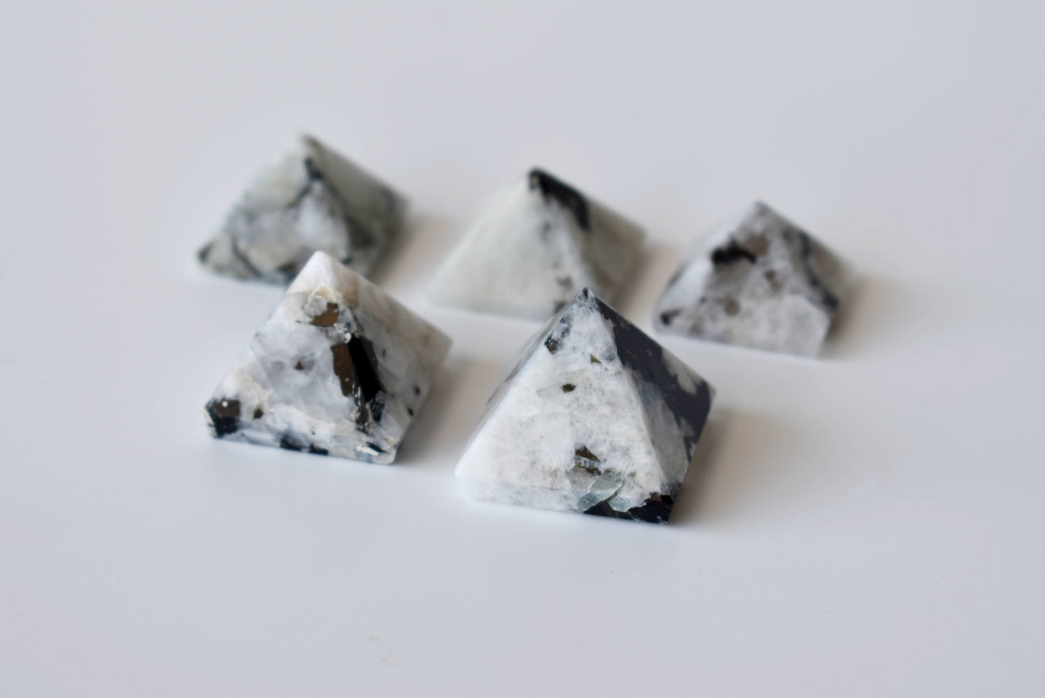 1 inches Rainbow Moonstone Pyramids