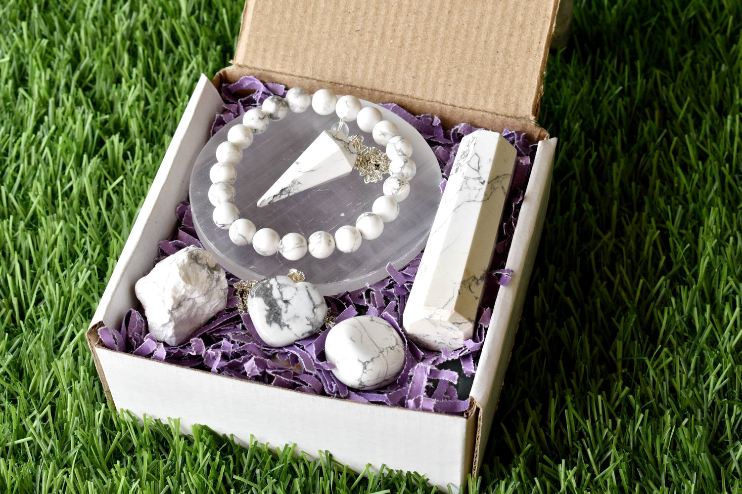 Howlite Crystal Gift Set